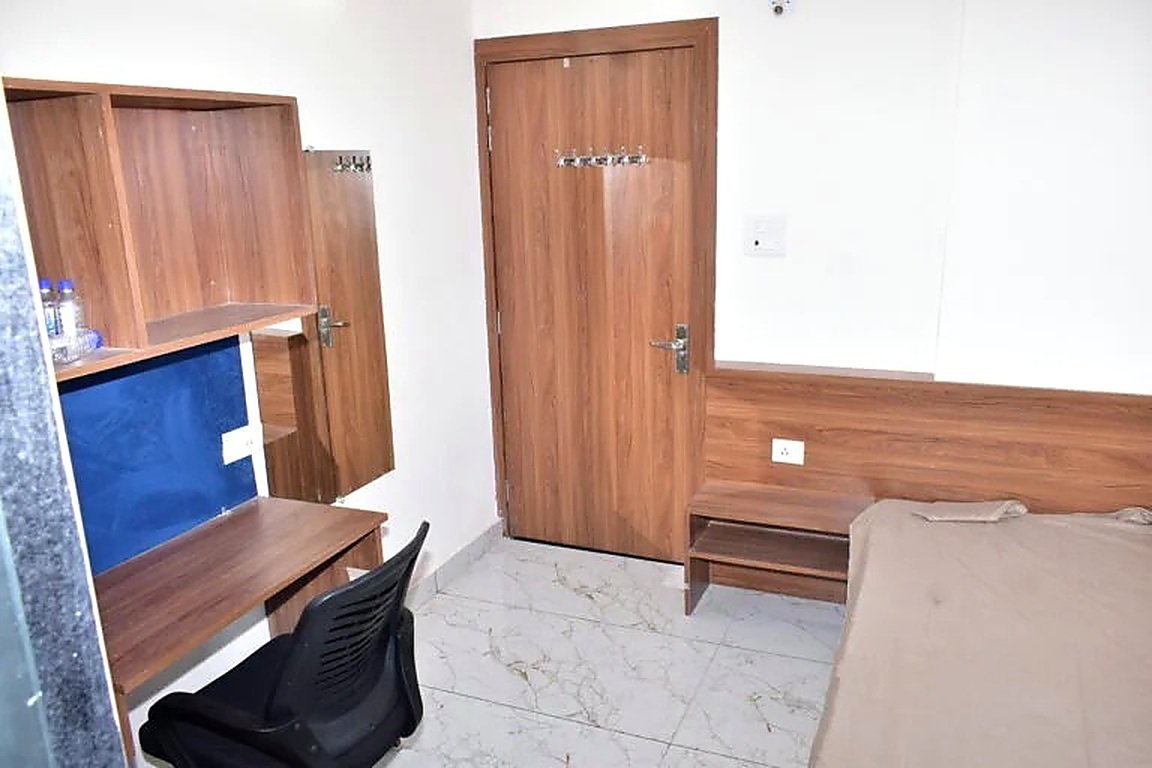 Student room at Sapphire Girls Hostel
